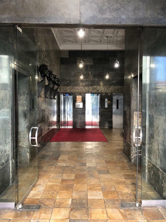Lawyers Loft In Heritage Skyscraper Ljubljana Exterior photo
